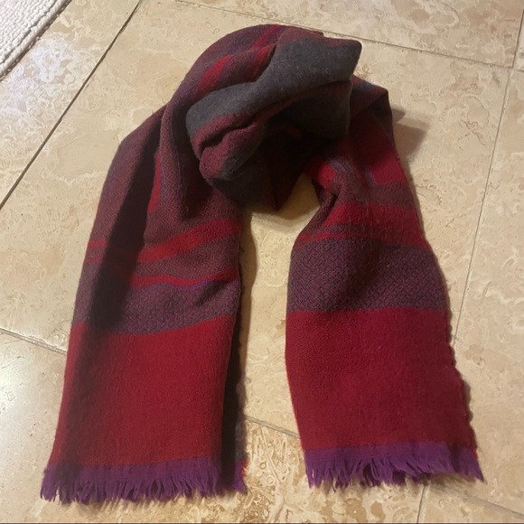 Unisex YSL Wool Scarf - Picture 2 of 8